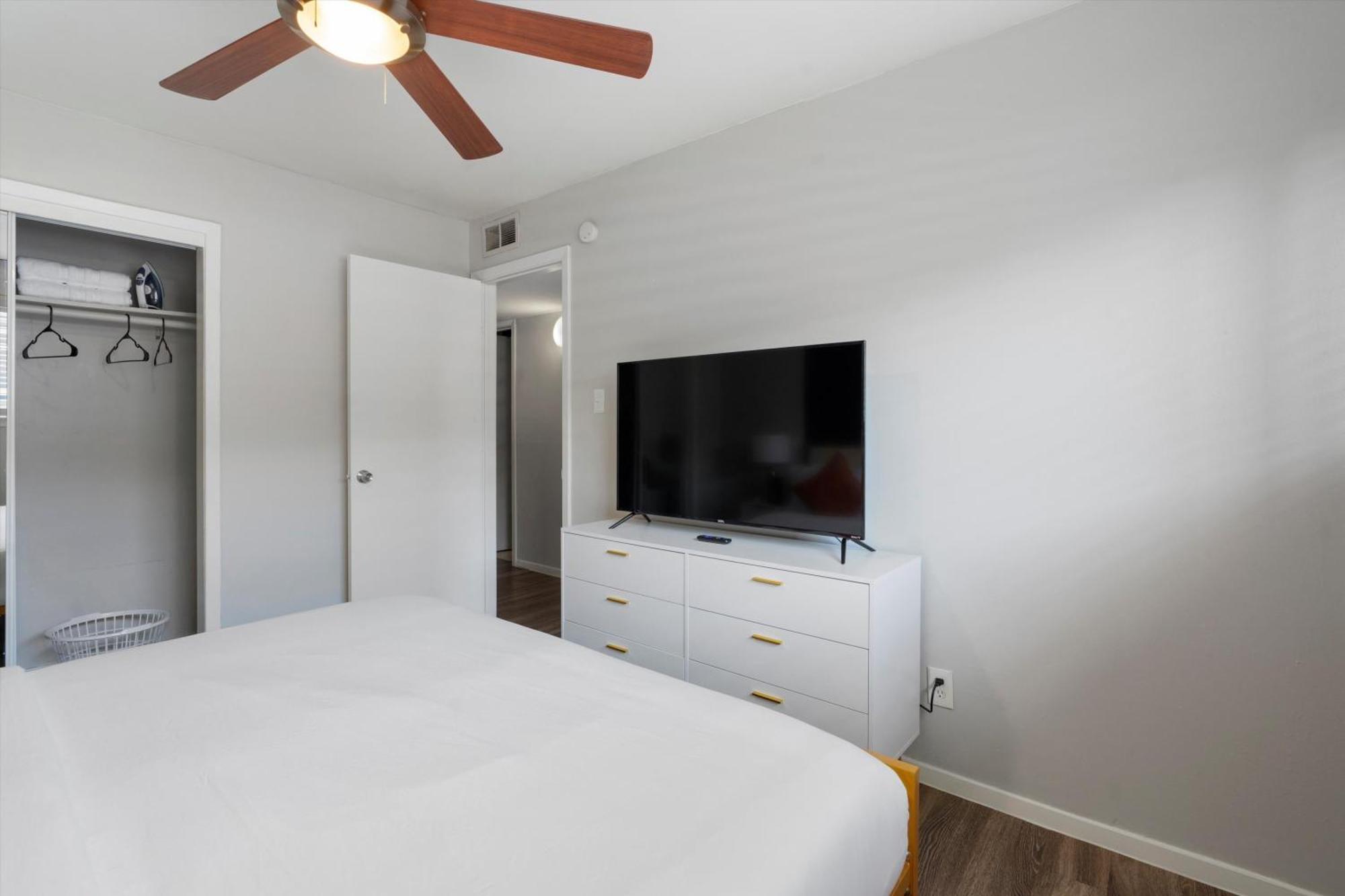 Mins 2 Downtown - King Bed - Private Stays ออสติน ภายนอก รูปภาพ
